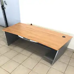 Стол компьюторный с закруглением 1600 Б/У