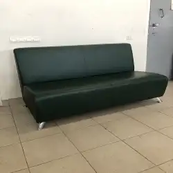 Диван зеленый кожзам 1300 Б/У